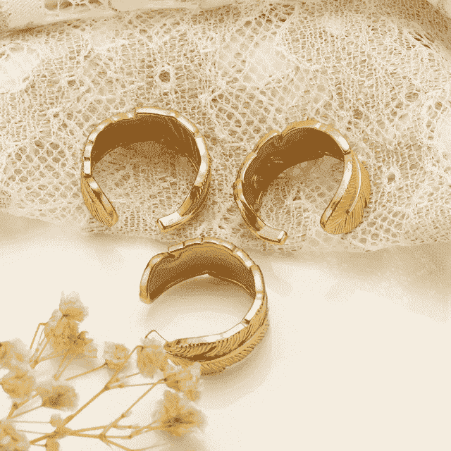 Aureate Ripple Adjustable Ring