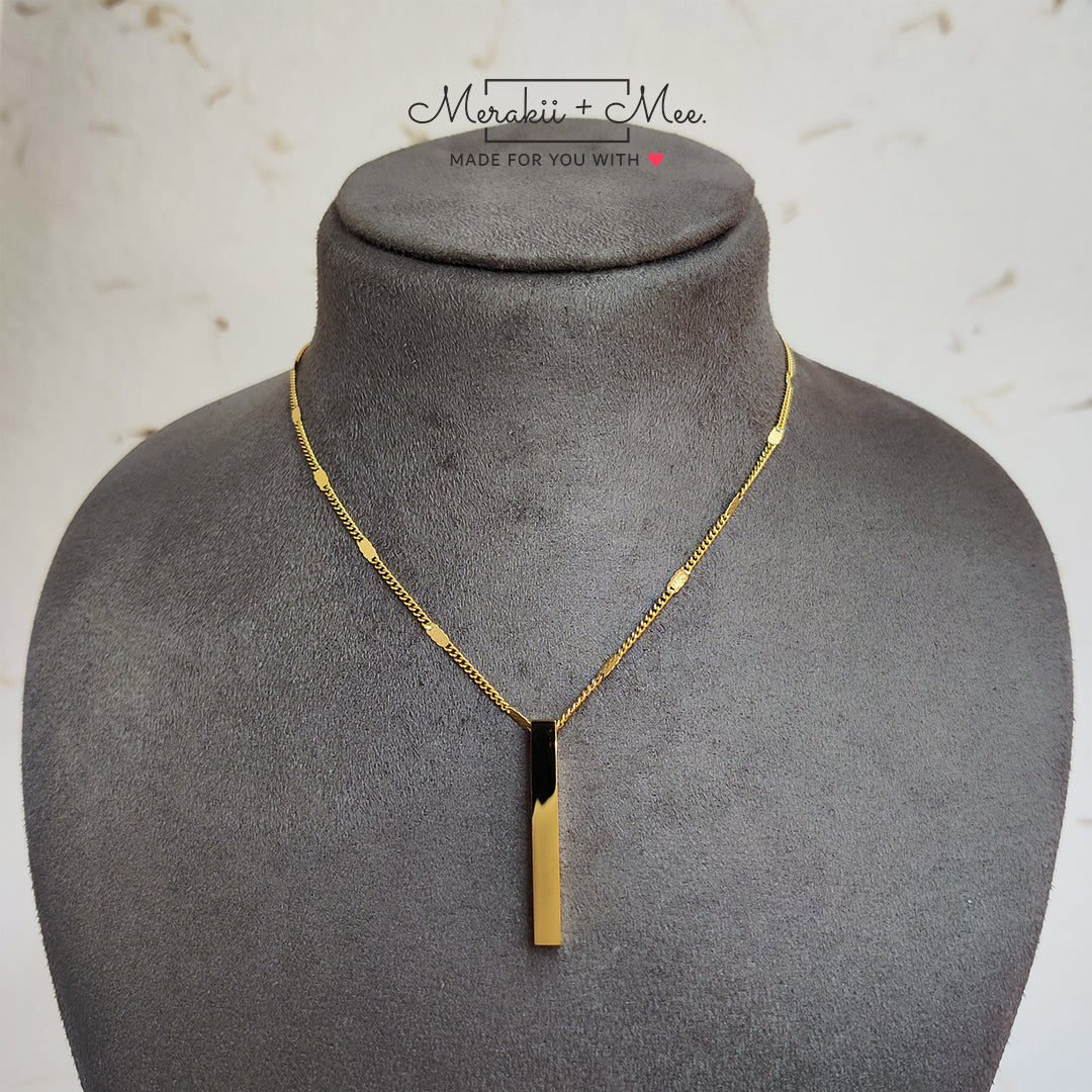 Pearlescent Reveal Pendant