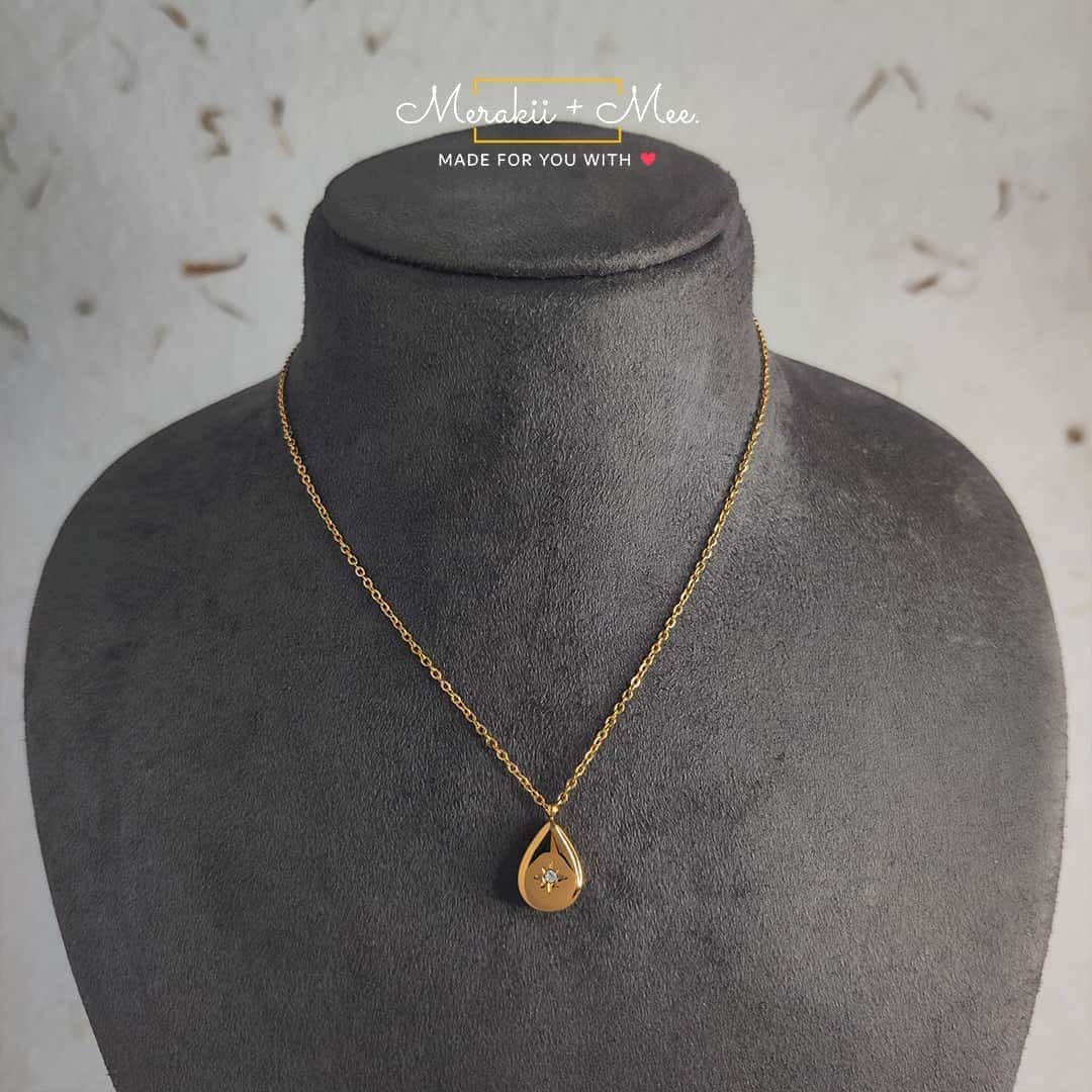 Stardust Waterdrop Necklace
