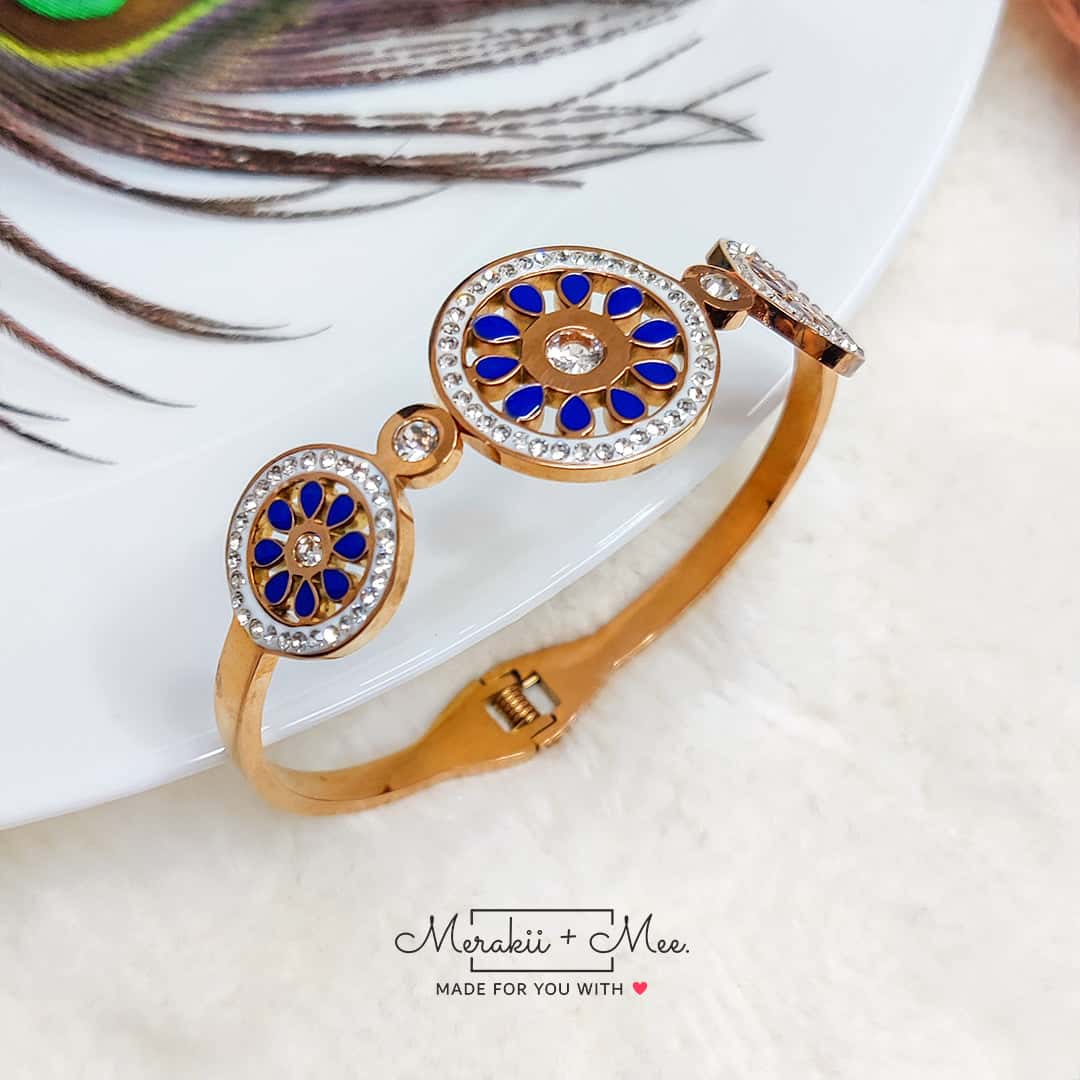 VIVID Blue Mandal Kada