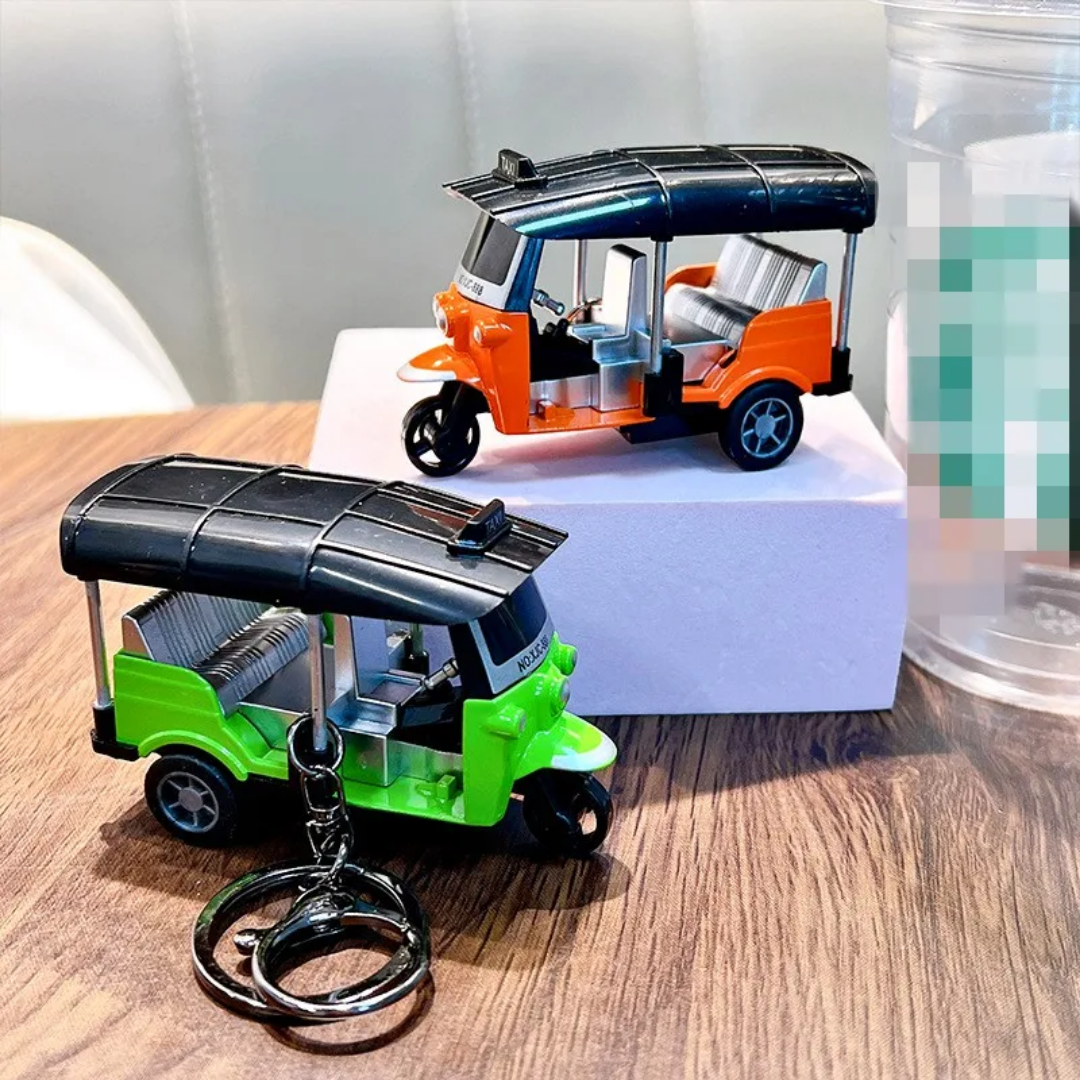 Classic Three-Wheeler Tuk-Tuk Auto Rickshaw Push-back Toy Keychain