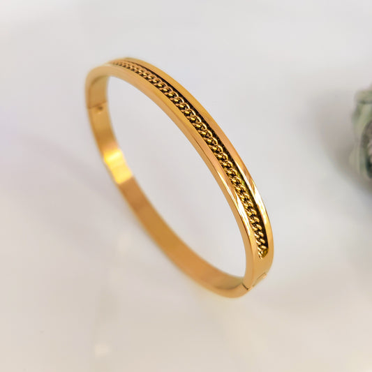 Golden ChainOrbit Kada