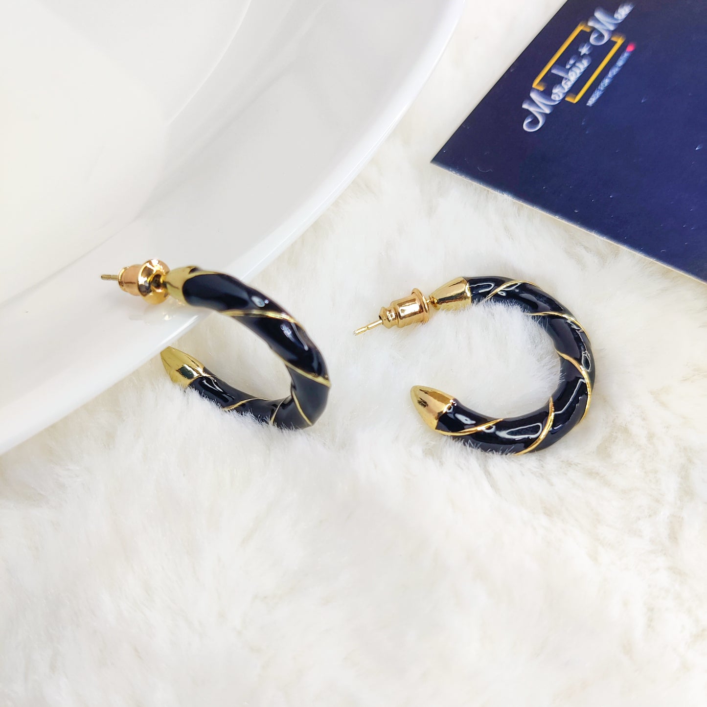 Twist of Black & Gold Hoops