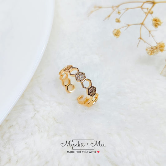 HexaGlam Gold Ring