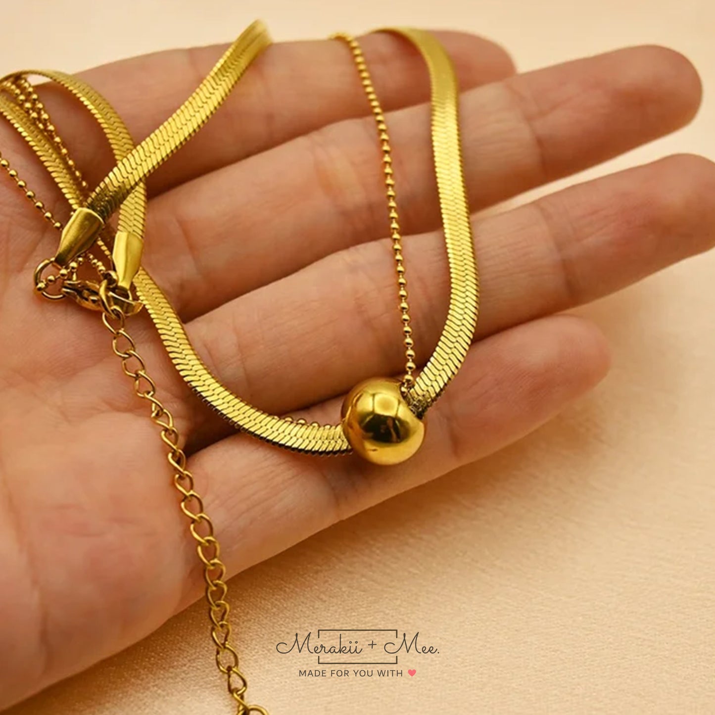 Stone Gold Field Minimalist Ball Pendant