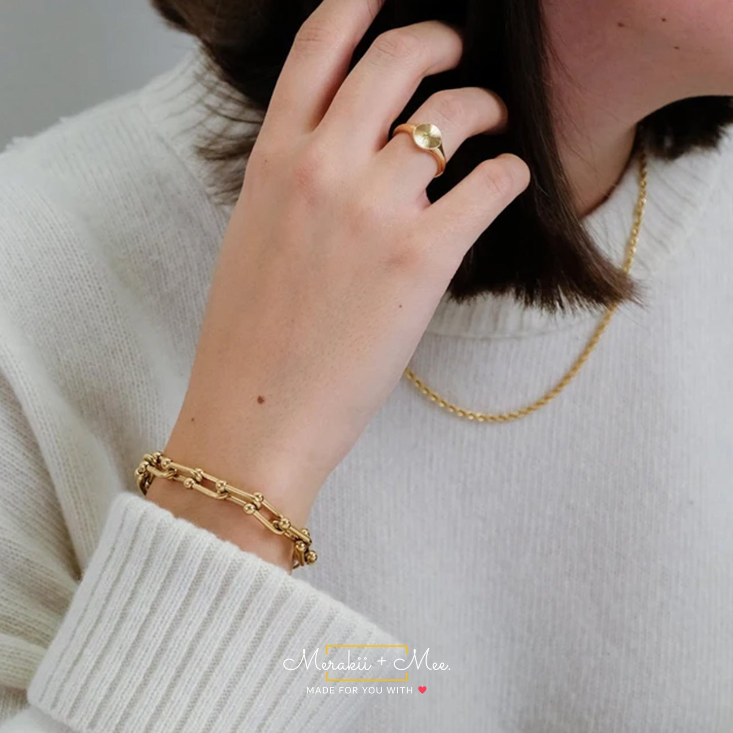 U-Link Chain Golden Bracelet