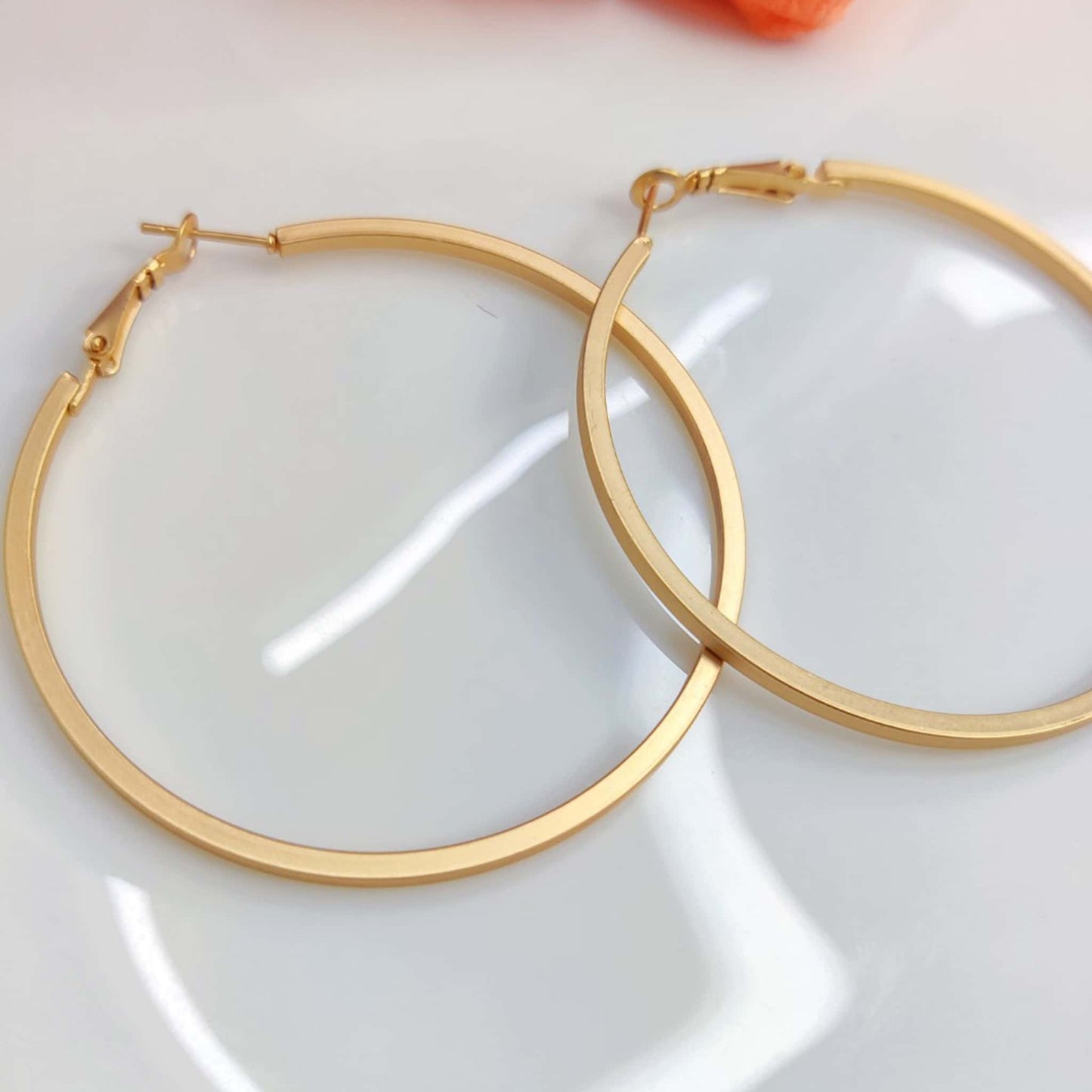 Matte Round Hoops