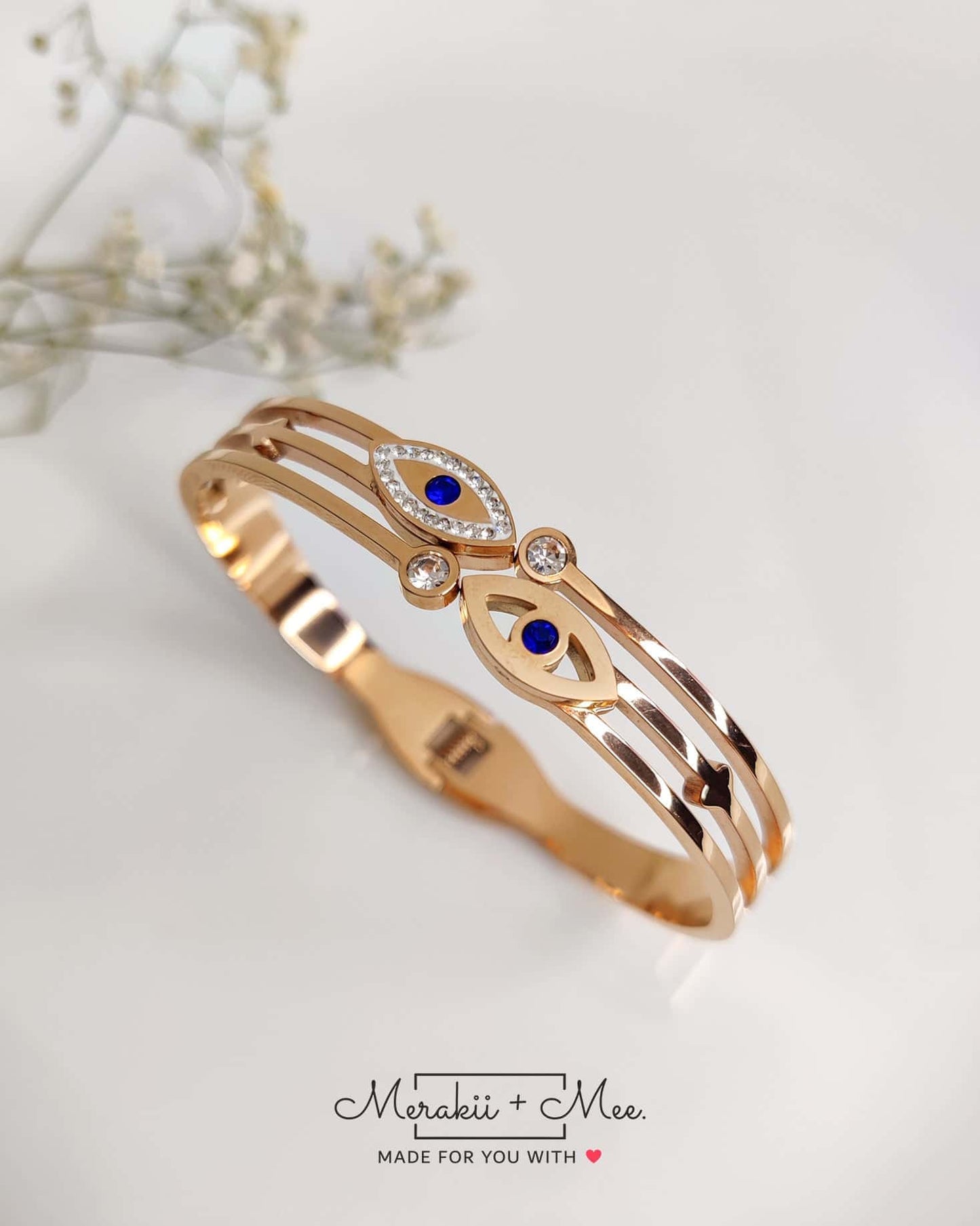 Hayat Evil Eye Kada