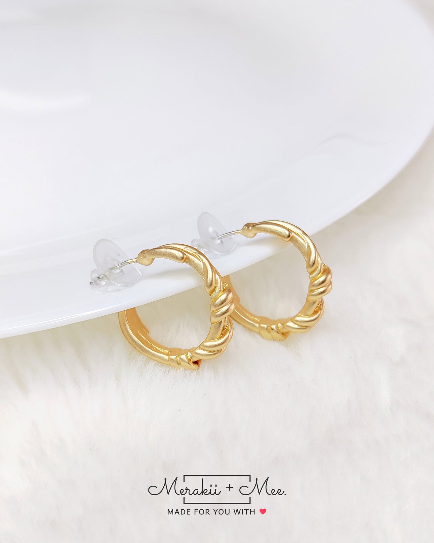 Mini Hoops matte gold