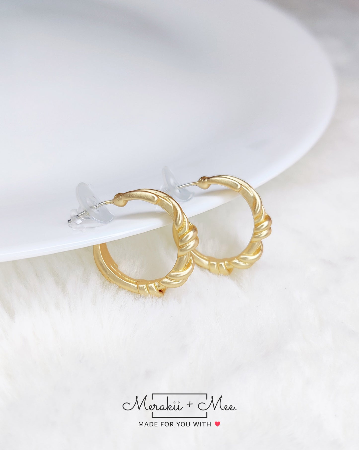 Mini Hoops matte gold