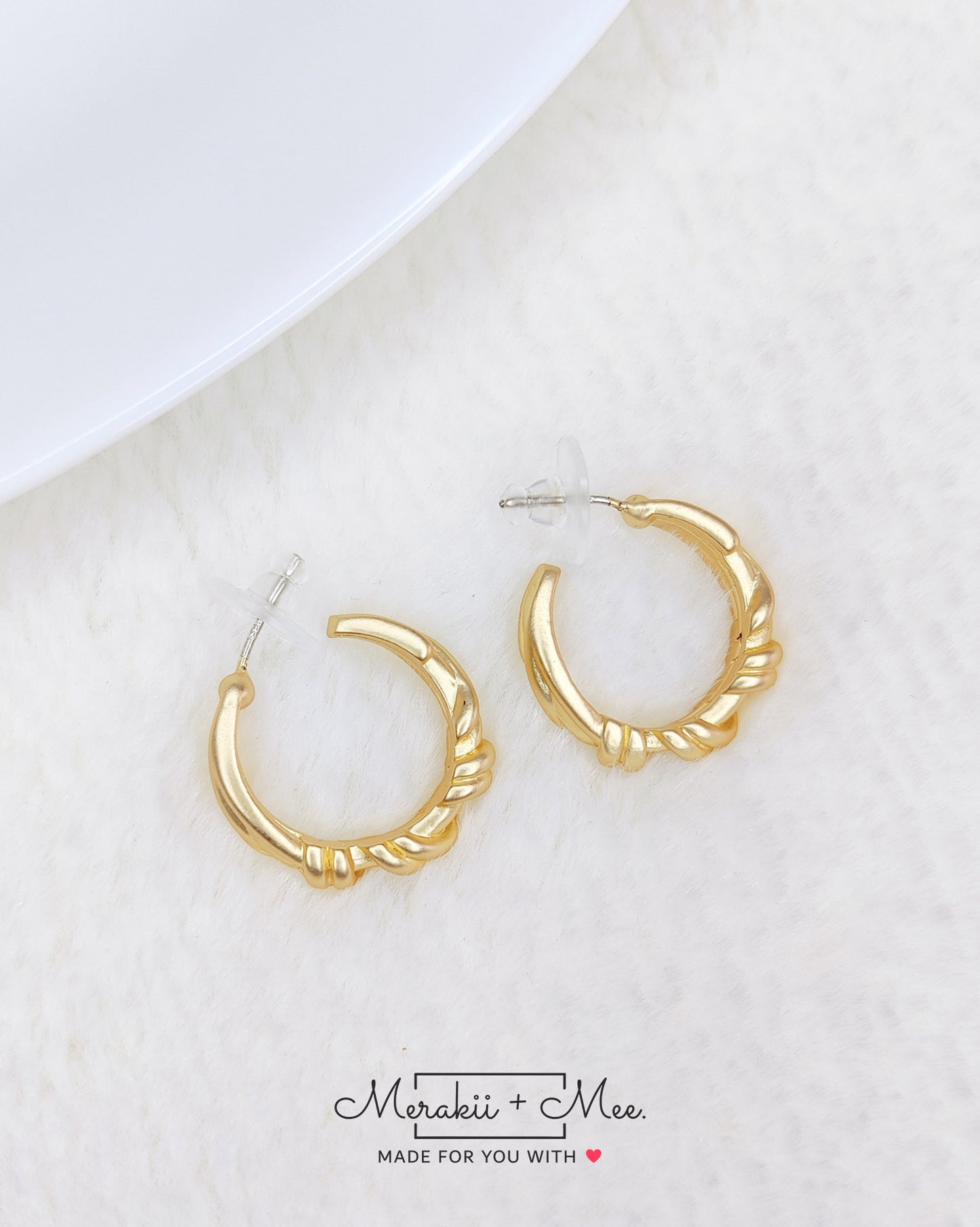 Mini Hoops matte gold
