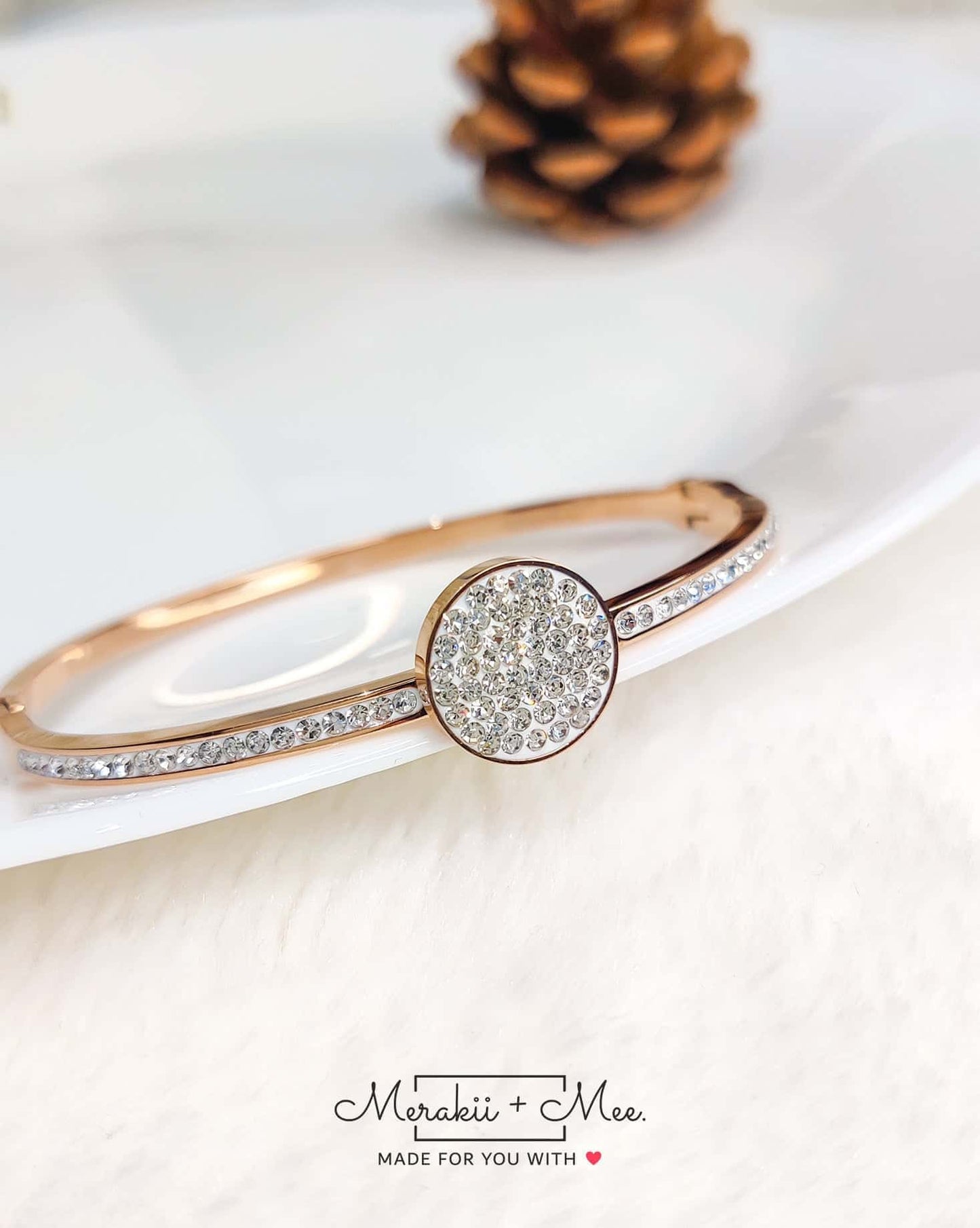 Munro Diamond Coin Kada