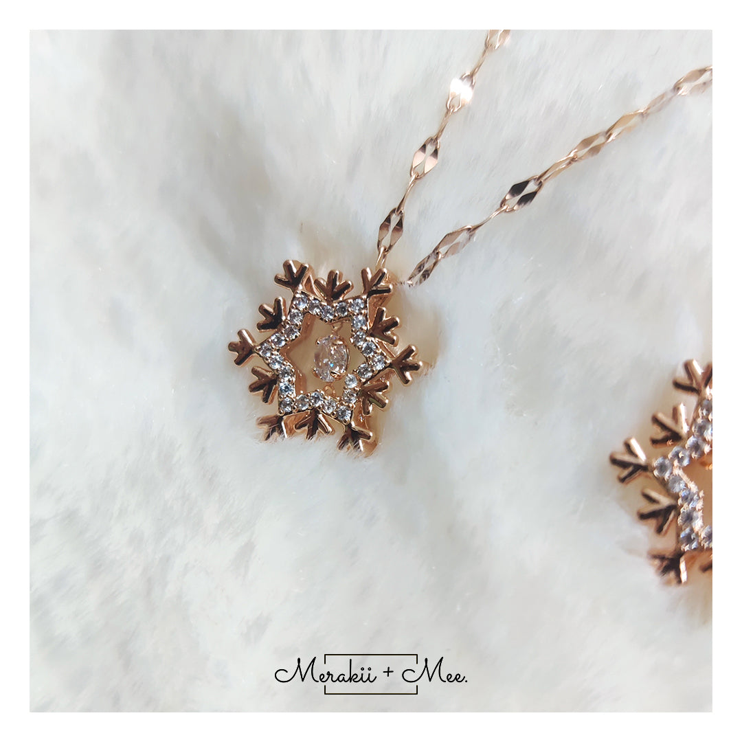 Dancing Diamond Snowflake