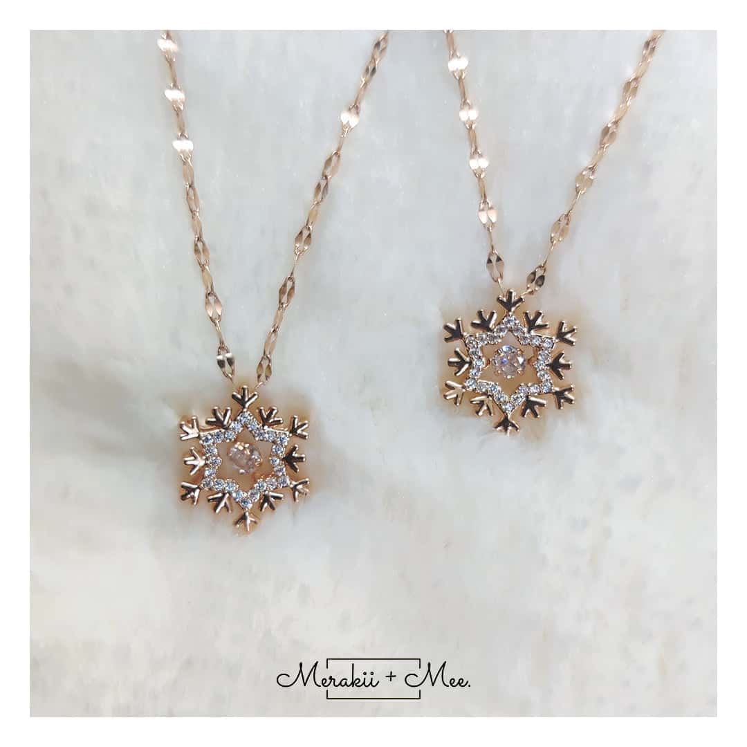 Dancing Diamond Snowflake