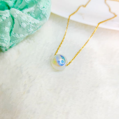 White Wind Aura Pearl Necklace