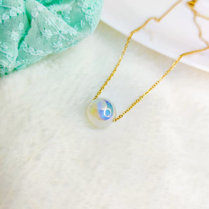 White Wind Aura Pearl Necklace