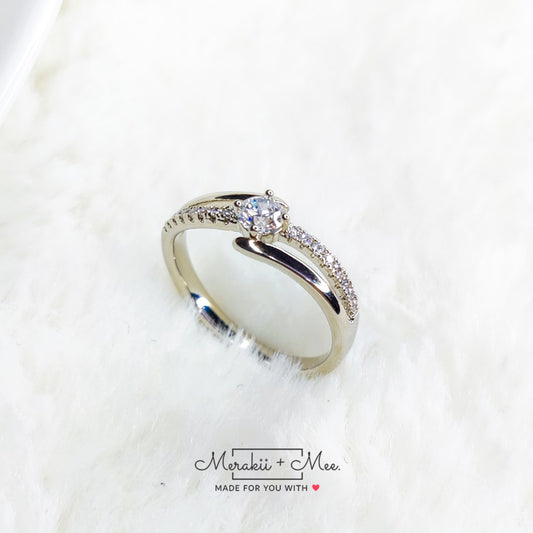 Twinkling Twilight Diamond Ring