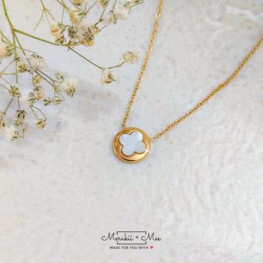 Dainty Clover Necklace