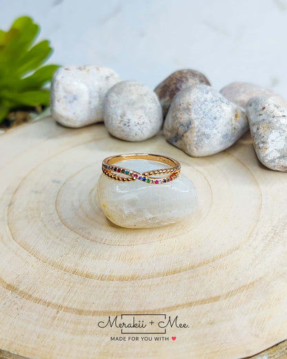 Intertwined ring