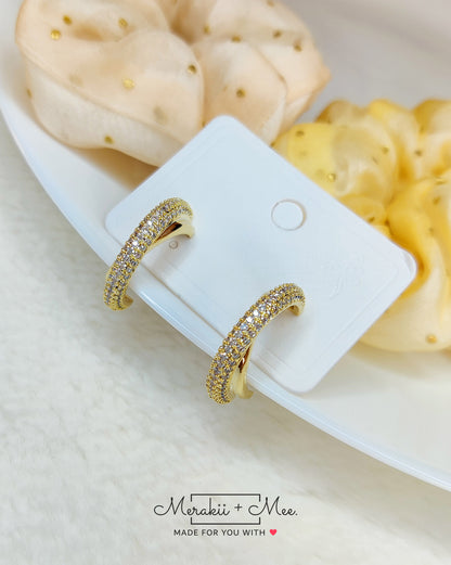Twisted Diamond Hoop Earrings (Gold)