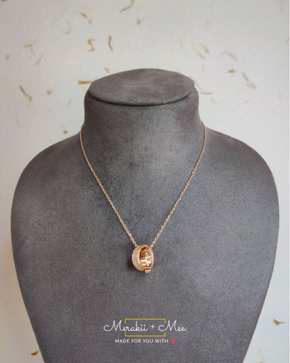 Interlocking Circle Necklace