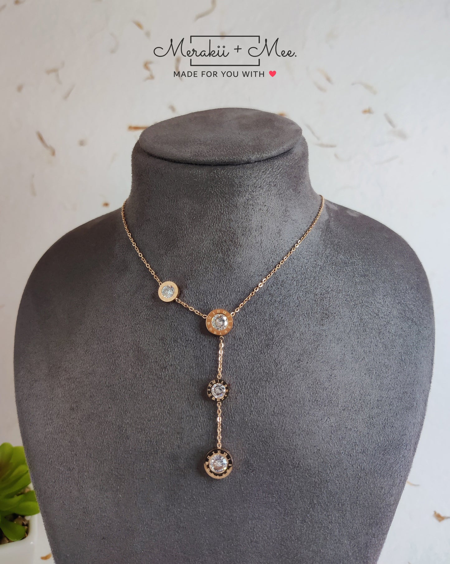 Roman Diamonds Necklace