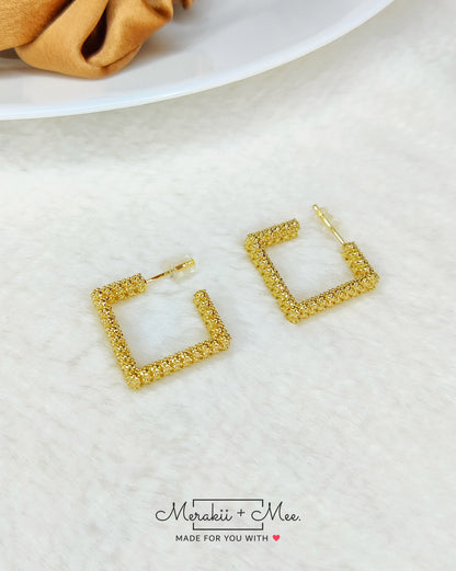 Square Shimmering Hoop Earrings (Gold)