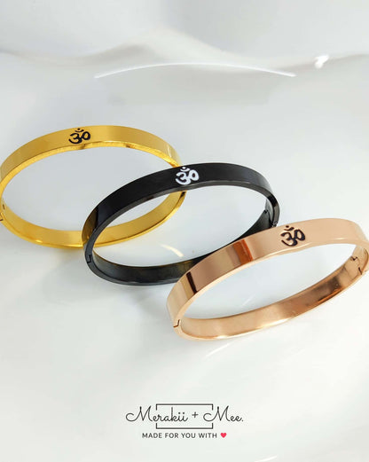 Symbolic OM Kada