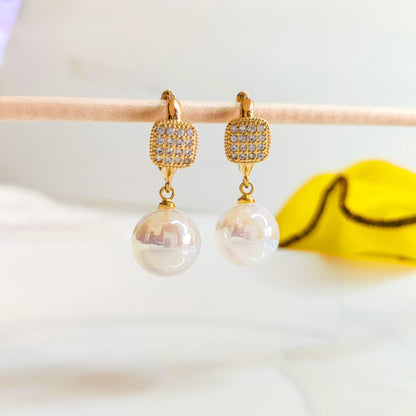 Aura Pearl Bali Earrings