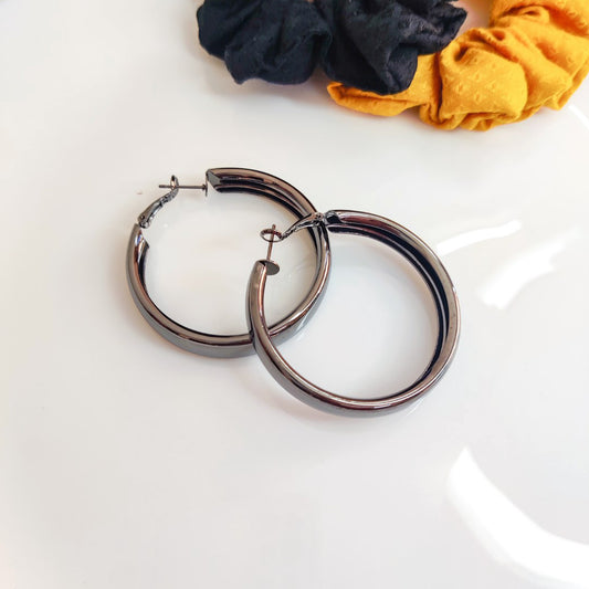 Metallic Black Medium Hoops